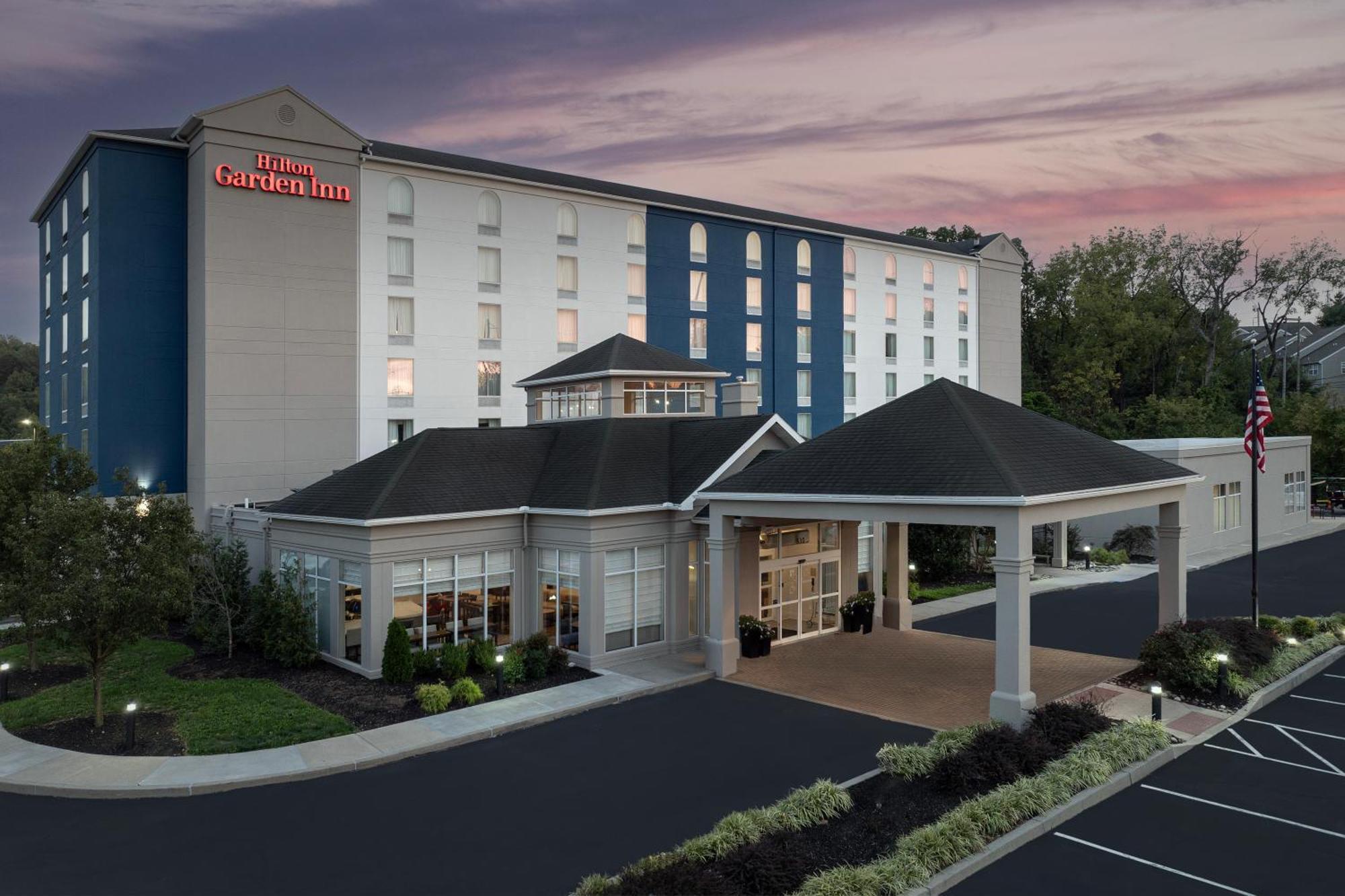 Where to Stay Near Blair Mill Shopping Center: 4 Business Hotels