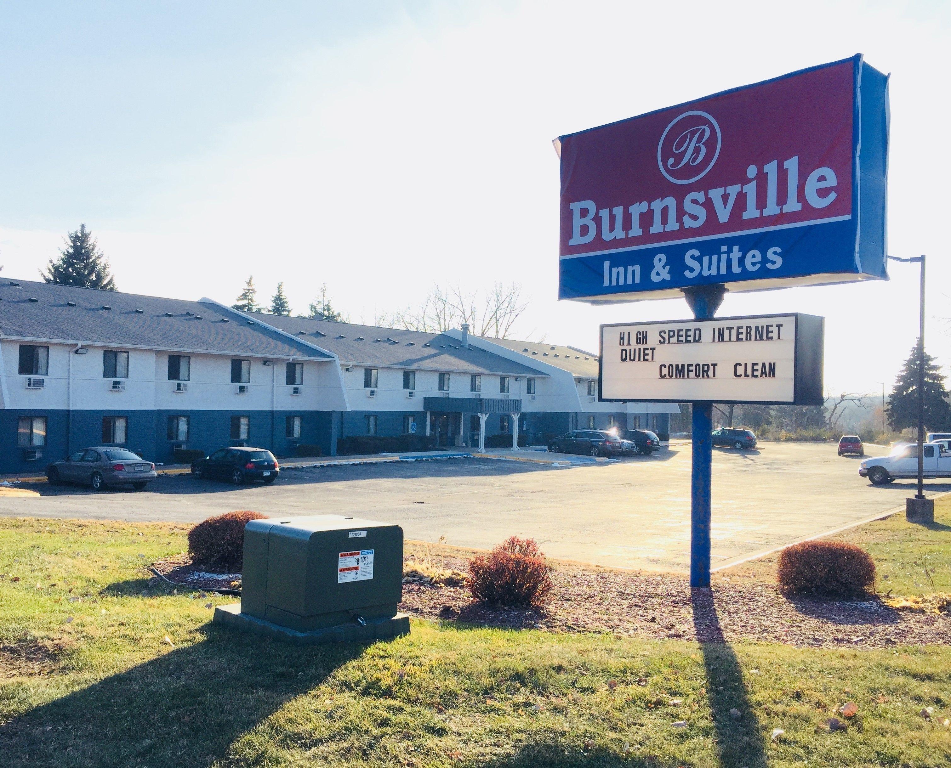 Staying Near Buck Hill Ski Area: 2 Budget Hotels Compared