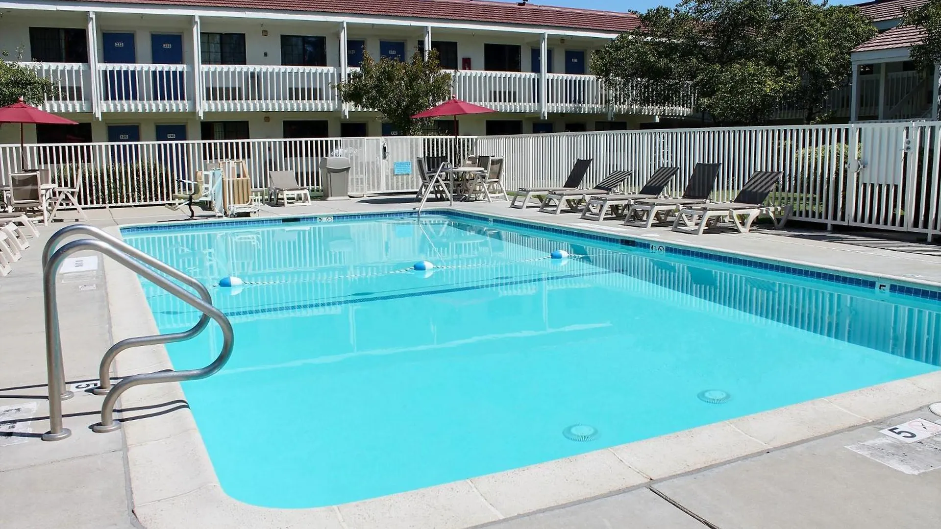 7 Airport Hotels Close to Avila Beach Worth Booking