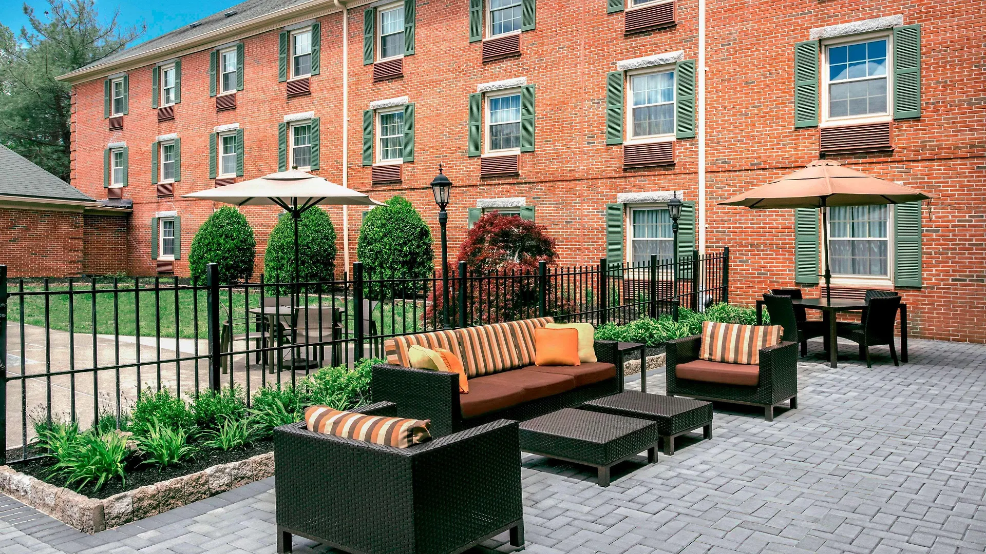 7 Top-Rated Beach Hotels in New York Metropolitan Area