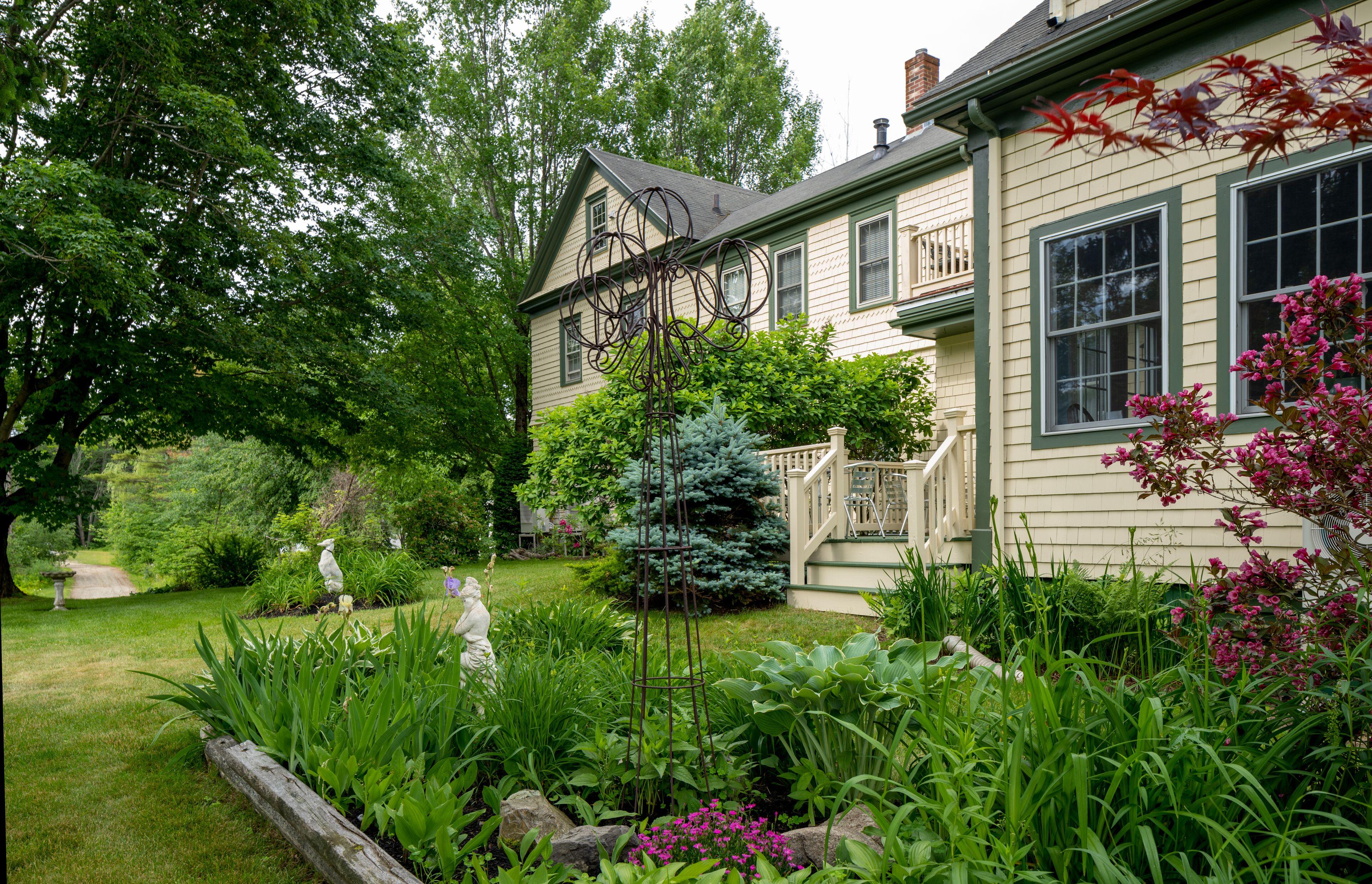 7 Smart Central Hotels In Maine Coast Worth Booking