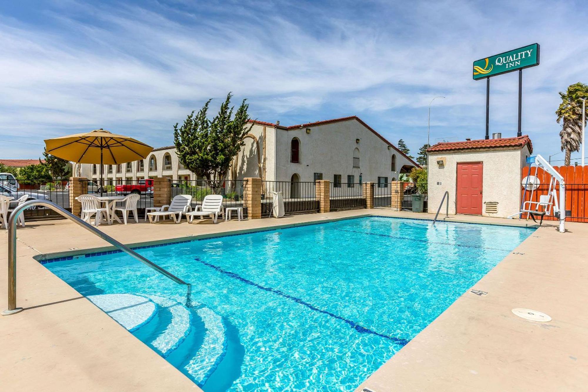 Staying In Central Coast California: 6 Three-Star Hotels Compared